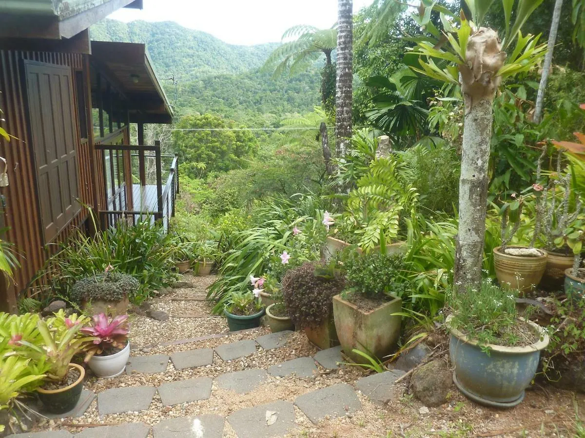 Daintree Holiday Homes - The Folly Diwan