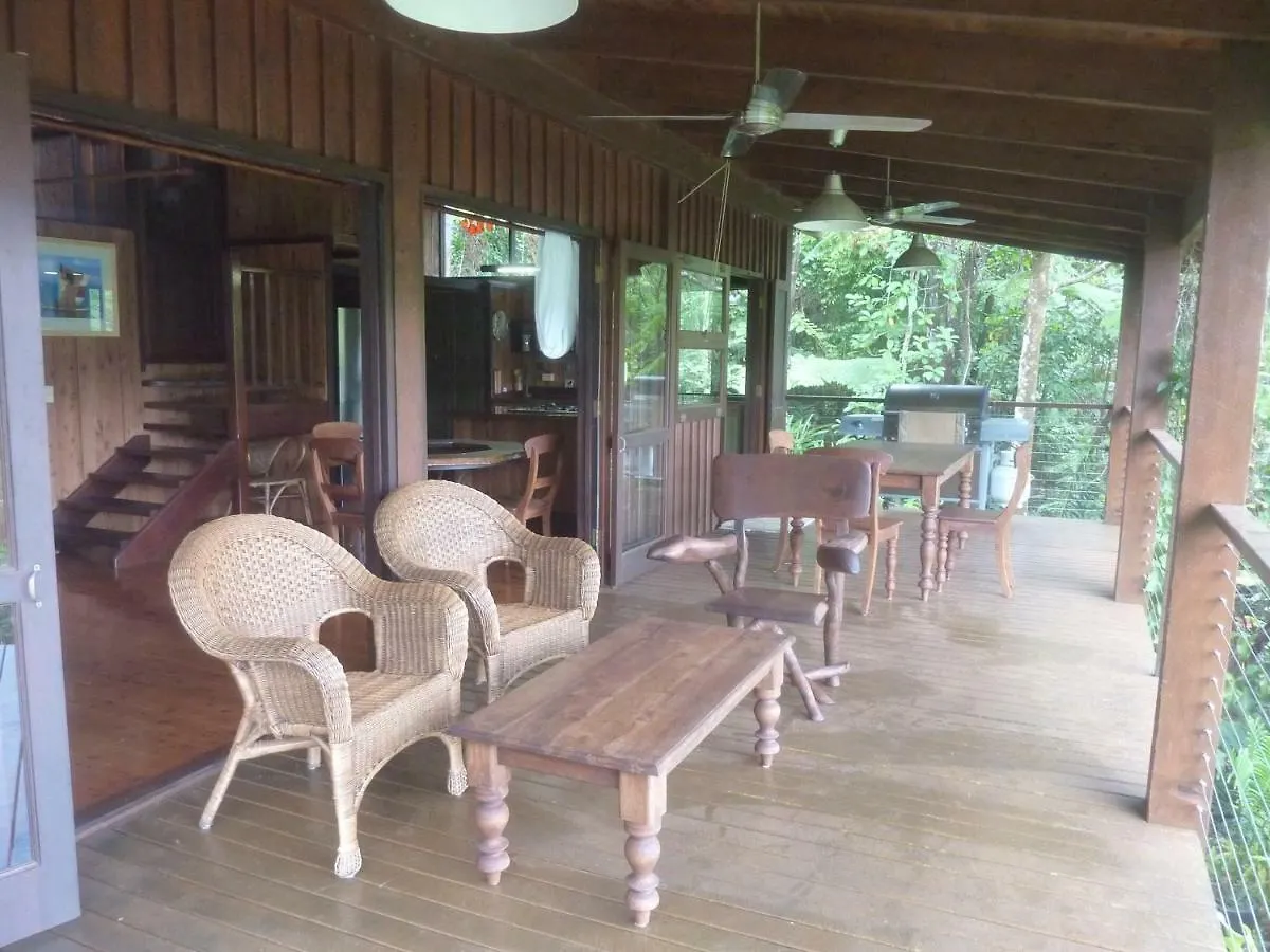 Daintree Holiday Homes - The Folly Diwan 0*,